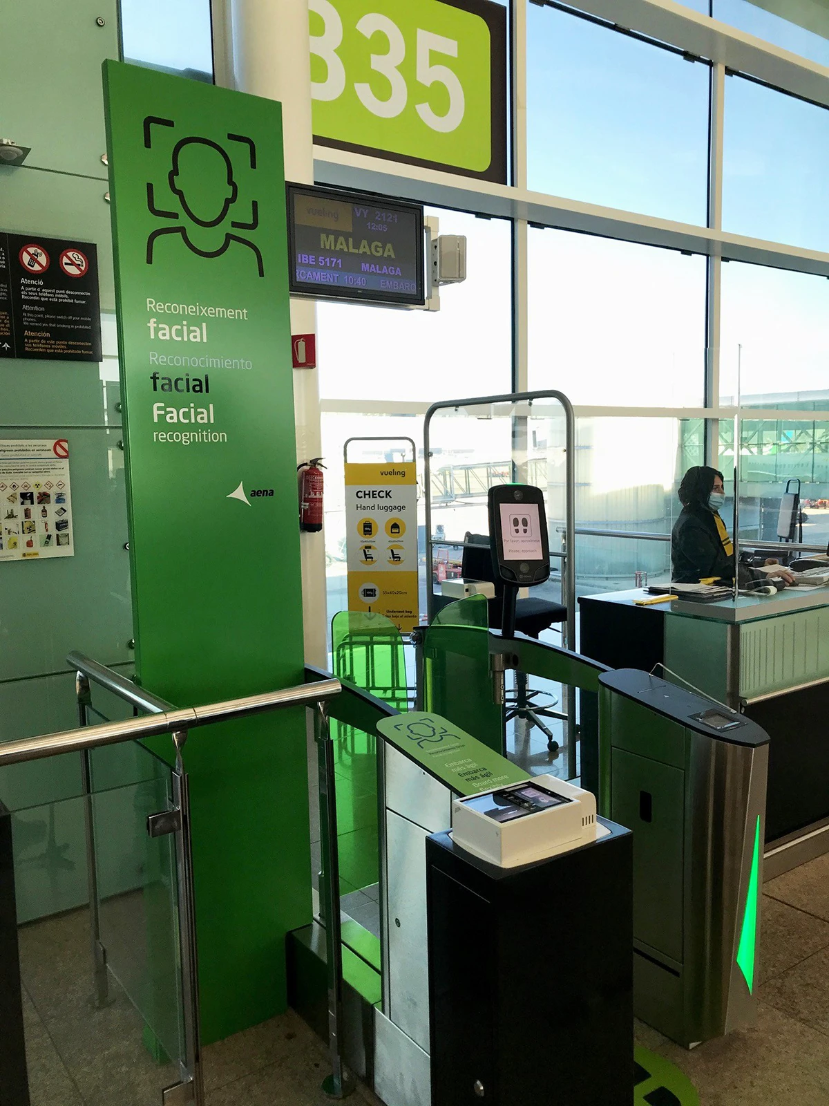 Sistema de reconocimiento facial para el embarque en el aeropuerto Barcelona-El Prat. Foto: EASIER