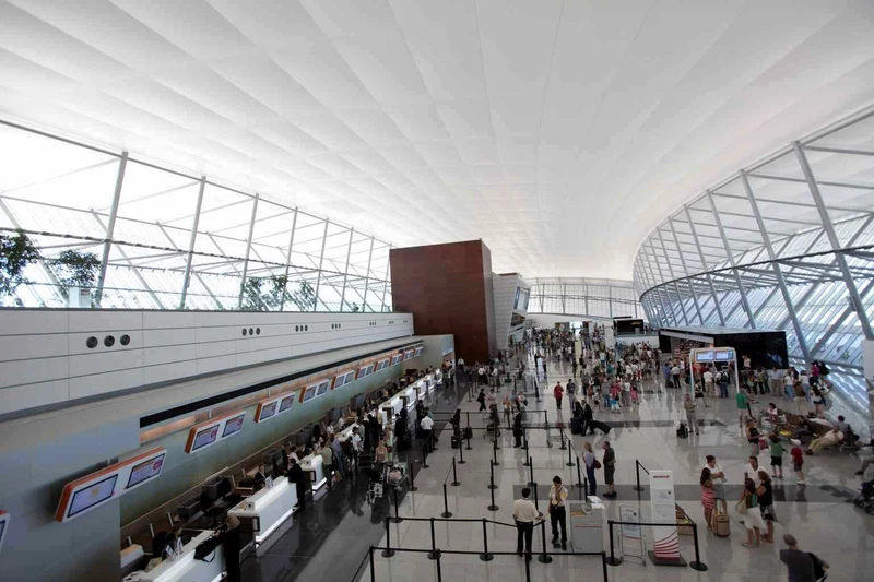 Aeropuerto Internacional de Carrasco (MVD), situado en Montevideo, Uruguay.