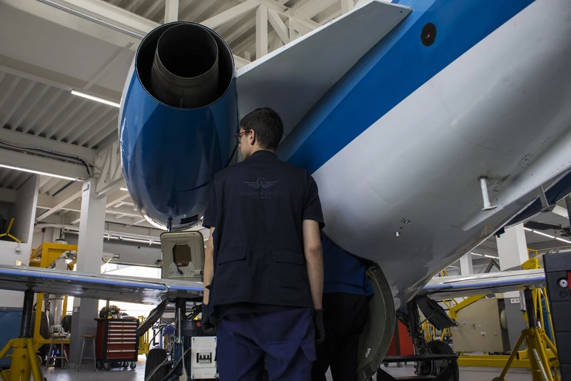 Alumnos de Aviation Group en sus instalaciones. Foto: Aviation Group