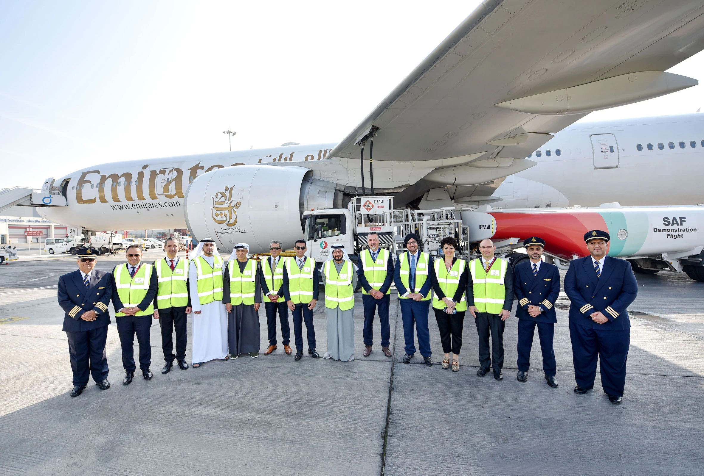 Boeing 777-300ER de Emirates con uno de sus motores con Combustible de Aviacin Sostenible (SAF). Foto: Emirates