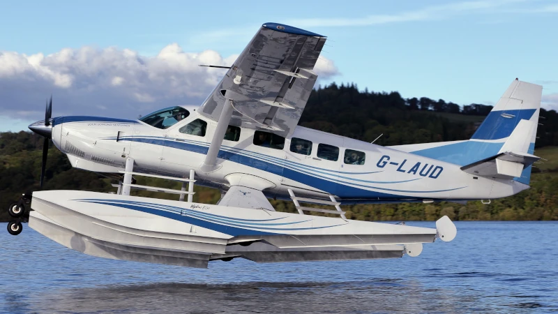 Actualmente Loch Lomond Seaplanes opera el hidroavin Cessna 208 Caravan, construido a principios de la dcada de 1980.