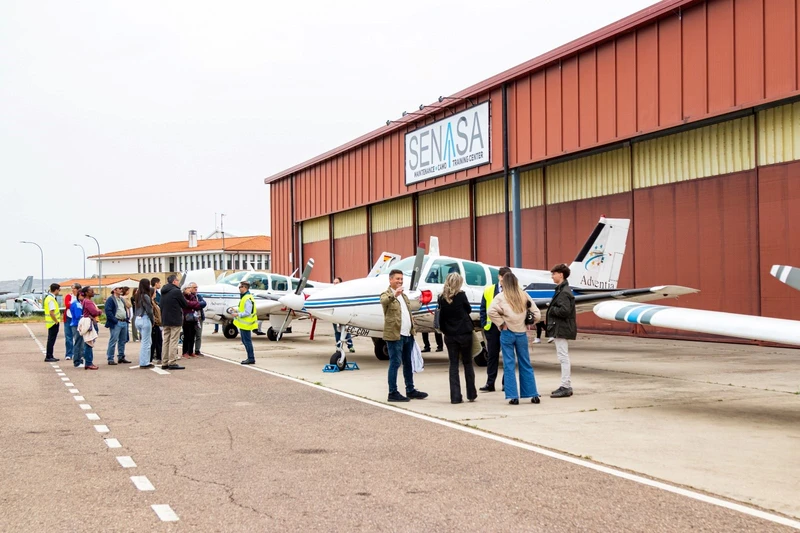 Imagen captada durante la Jornada anual de Puertas Abiertas de Adventia, la Escuela de Pilotos de la Universidad de Salamanca. Foto: Adventia