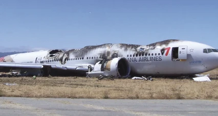 Estado del Boeing 777-200ER de Asiana despus de realizar una aproximacin visual al aeropuerto de San Francisco (foto NTSB).