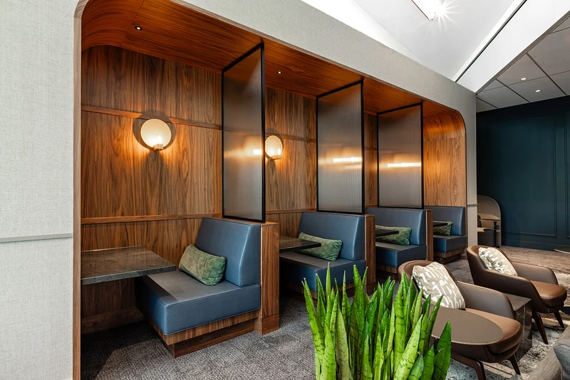​Nueva Centurion Lounge en Europa continental en el Aeropuerto de �msterdam Schiphol.