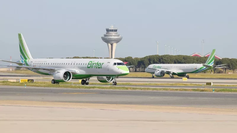 Aeronaves de Binter en pista. Foto: Binter