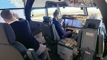 Simulador FNPT II MCC B737 de FTD.aero Flyschool Air Academy. Foto: Flyschool Air Academy
