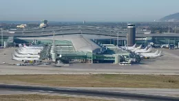Aeropuerto Josep Tarradellas Barcelona-El Prat (terminal y plataforma). Foto: Aena