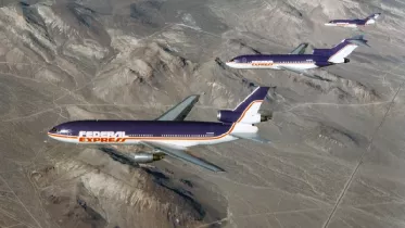 Flota Federal Express, 1981 aprox- DC10-10, 727-100 y Dassault Falcon 200C. Foto: Coleccin Van Herbruggen