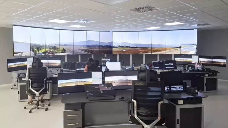 La nueva torre de control digital de Vigo.