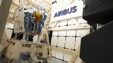 Uno de los satlites CO3D de Airbus. Foto: Airbus