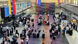Zona de trnsito de pasajeros del Aeropuerto Internacional Simn Bolvar. Foto: IAIM