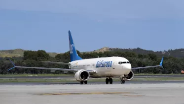 Avin de Air Europa en pista. Foto: Air Europa