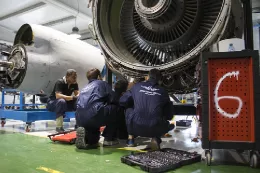  Aspirantes a tcnicos de mantenimiento de aeronaves (TMA) de Aviation Group. Foto: Aviation Group