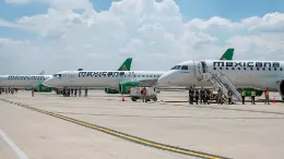 Aviones de Mexicana en el aeropuerto.