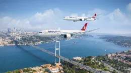 Aviones de Turkish Airlines en vuelo.