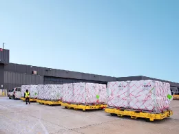 Contenedores 1500X de SkyCell adquiridos por IAG Cargo. Foto: IAG Cargo