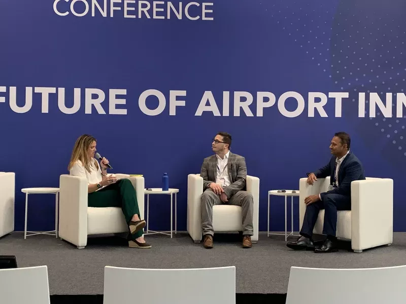 Inclusin en el panel de la industria de la aviacin en el Inter Airport Europe 2025.