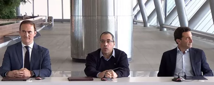 Mesa de la presentacin de la nueva ruta MontevideoRivera.