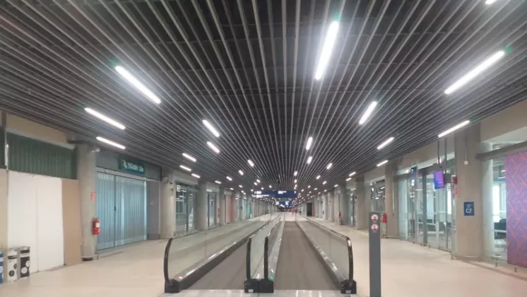 Pasillos mviles de la nueva terminal de pasajeros del aeropuerto internacional de Lima/Jorge Chvez.