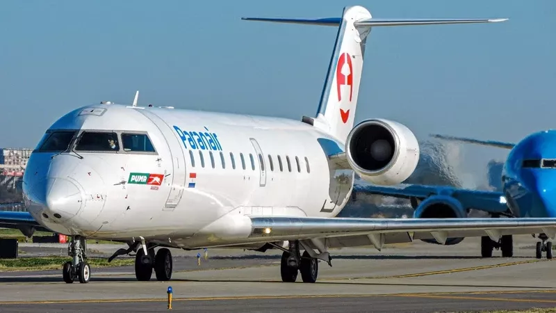 Aeronave de Paranair en pista. 