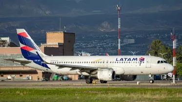 Avi�n de Latam Airlines.