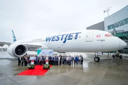 Aeronave de WestJet en tierra. 