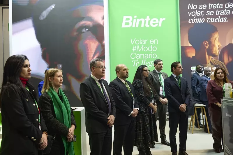 Acto celebrado en el estand de Binter en Fitur. Foto: Binter Acto celebrado en el estand de Binter en Fitur. Foto: Binter