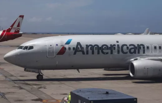 Boeing 737 de American Airlines.