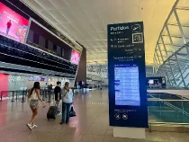 Tecnolog�a Navilens de accesibilidad en el Aeropuerto de Carrasco.