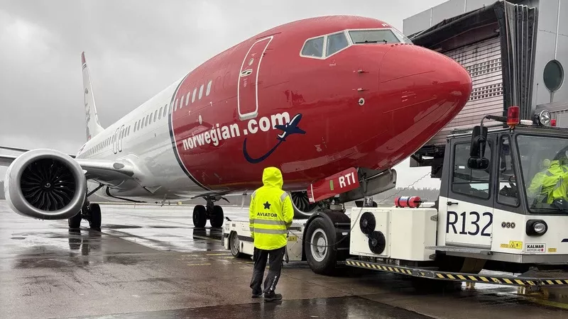 Avi�n de Norwegian en pista. Foto: Norwegian