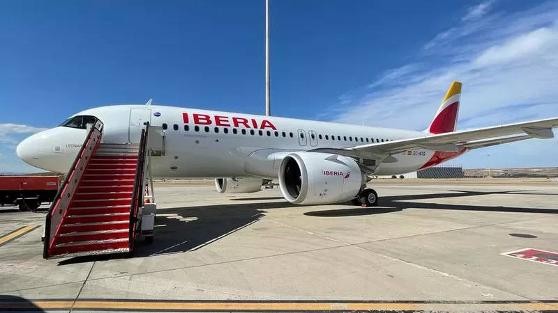 Avi�n de Iberia en pista. Foto: Iberia