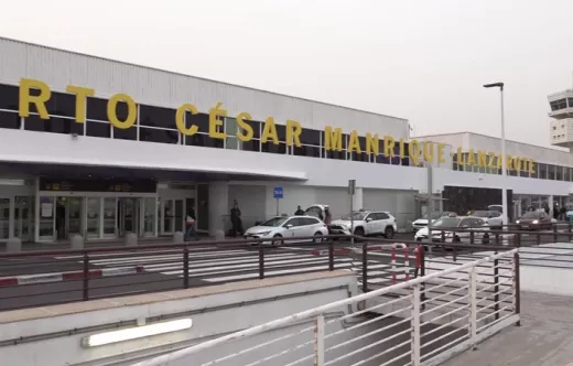 Aeropuerto C�sar Manrique Lanzarote. Foto: Binter