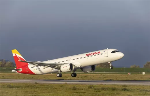 Airbus A321XLR de Iberia durante el despegue. Foto: Iberia