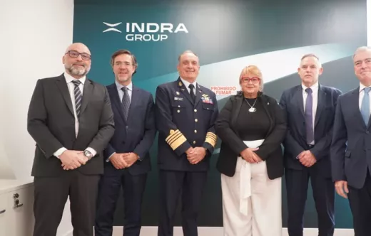 Foto de autoridades en la inauguraci�n de Indra en Uruguay del centro estrat�gico para sistemas de defensa y tr�fico a�reo. Foto: Indra