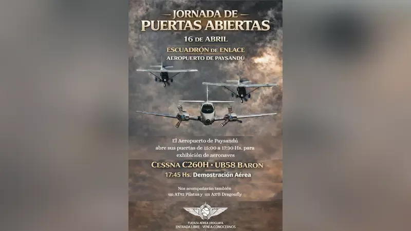 Cartel de la Jornada de Puertas Abiertas del Aeropuerto de Paysand�.