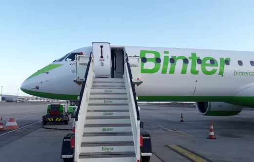 Avi�n Embraer E195-E2 de Binter. Foto: Binter