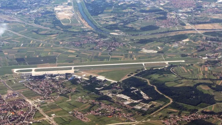 Vista a�rea del Aeropuerto de Zagreb.