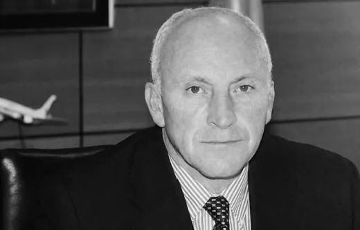 Fernando Pi�a Saiz.