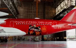 Airbus A350 Next que trasladará a la Selección Española de Fútbol al Mundial 2026 vinilado para la Selección Española de Fútbol. Foto: Iberia