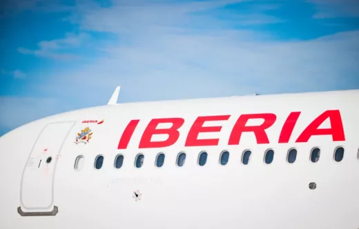 Airbus A320 al que se le incorporar� el escudo papal en la parte delantera del fuselaje. Foto: Iberia