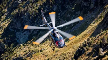 Helicóptero Airbus H145 en vuelo. Foto: Airbus Helicopters Helicóptero Airbus H145 en vuelo. Foto: Airbus Helicopters