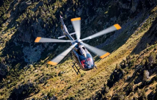 Helic�ptero Airbus H145 en vuelo. Foto: Airbus Helicopters