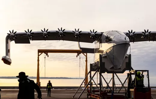Prototipo a escala real Viceroy Seaglider, una plataforma el�ctrica con capacidad para 12 pasajeros. Foto: Regent