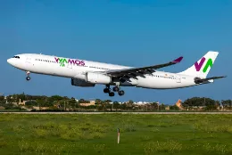 Avi�n de Wamos Air. 