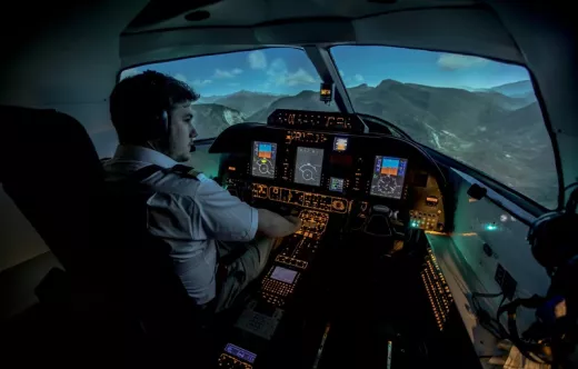 Simuladores de vuelo FNPT, FTD y FFS de Entrol. Foto: Entrol