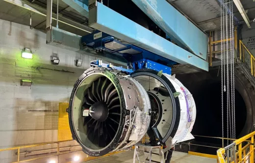 Motor de avi�n GTF en las instalaciones de Iberia Mantenimiento. Foto: Iberia Mantenimiento