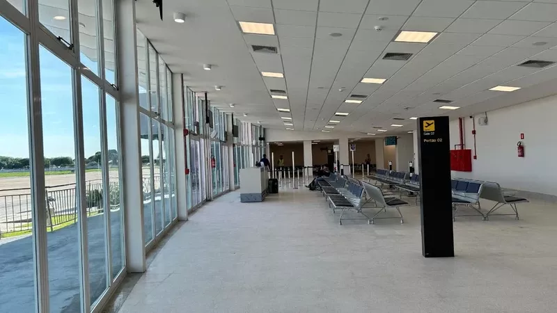 Aeropuerto de Corumbá la terminal se amplió de 1.953 m² a 2.402 m². Foto: Aena Aeropuerto de Corumbá la terminal se amplió de 1.953 m² a 2.402 m². Foto: Aena