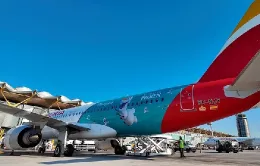 A320neo vinilado con Disney Adventure World. Foto: Iberia