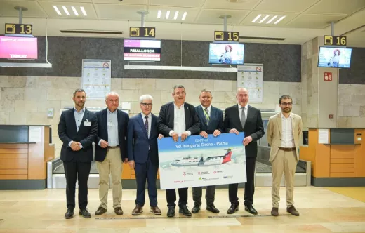 Foto de la inauguraci�n de la ruta Girona-Mallorca. Foto: Air Nostrum