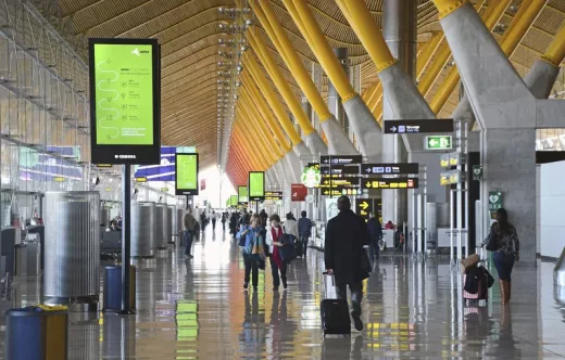 Interior de la terminal T4 del Aeropuerto Adolfo Su�rez Madrid. Foto: Aena